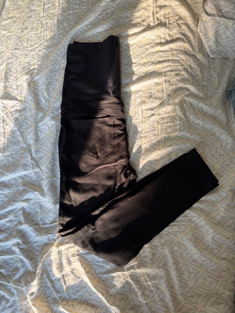 Maturity Jeggings - Picture 2 of 3